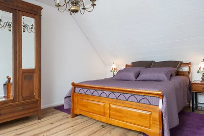Elbwiesenhaus aan het meer