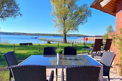 Strandhaus direkt am See