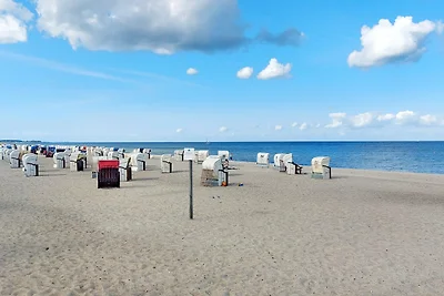 Ostsee-Reetkate mit Pool & Hund