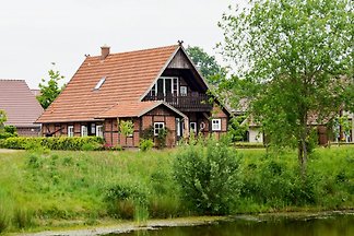 Altes Heuerhaus am See