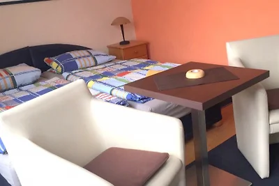 Camera per vacanze con cucina e terrazza