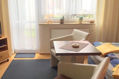 Ferienzimmer mit Küche und Terrasse