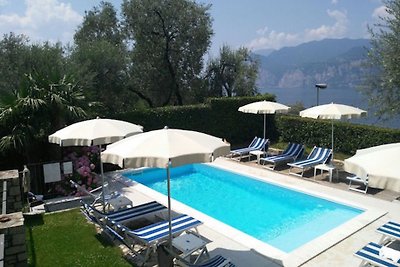 Gaia Malcesine pool wifi M023045441