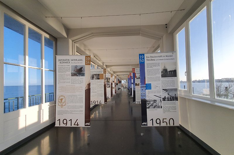 Dauerausstellung zum Thema Auswandern und Schifffahrt im Steubenhöft direkt an der Elbe