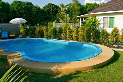 Ferienhaus/Bungalow   mit POOL