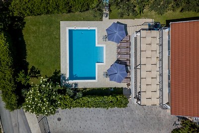 Split villa with pool