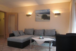 Helle EG-Fewo mit Terrasse