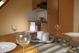 Einladende FeWo mit sonnigem Balkon