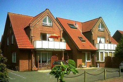Inviting apartment with sunny balcony