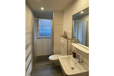 Helle EG-Fewo mit Terrasse