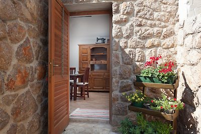Stone house Magarac