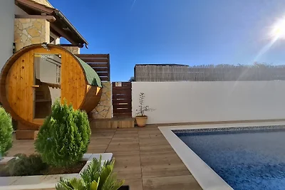 FeWo's mit Pool und Strandnähe 3/4