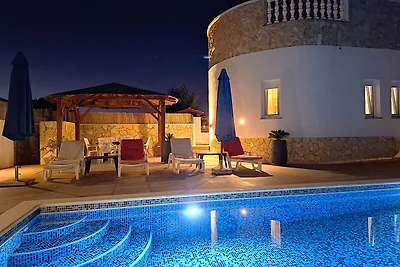 FeWo's mit Pool und Strandnähe 2/4