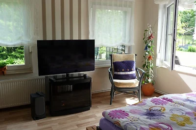 Ferienhaus im Grünen am Lankower Se