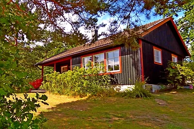 Haus Bergtroll  am Meer mit 2 Kanus