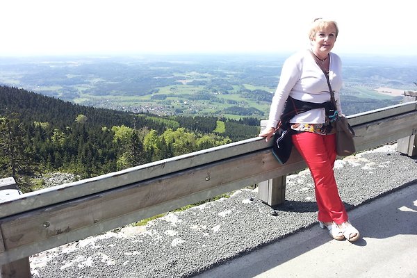 Frau H. Hochheim Frau H. Hochheim