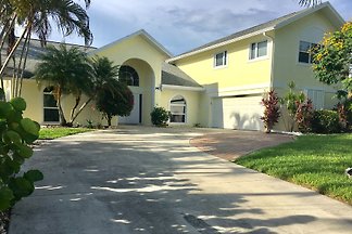 Villa Dolphin Bay mit Billardtisch