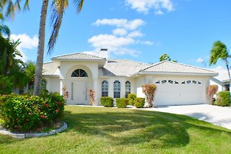 Villa White Pearl
