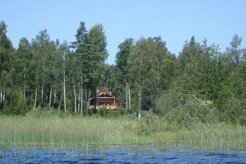 Tolle, einsame Lage am See Kiasjön in Südschweden