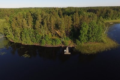 House by Lake Kiasjön