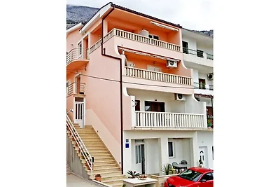 Apartments Emilija Makarska