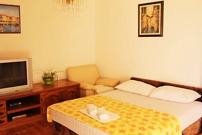 Apartments Emilija Makarska
