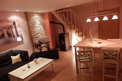Haus am See mit Aussen Whirlpool
