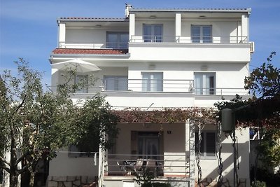 Silver Apartment
