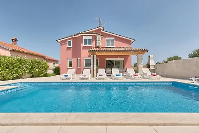 Villa Nicol