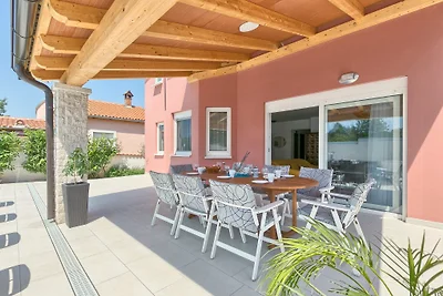 Villa Nicol