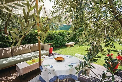 N.39 (4 + 1) Zona tranquilla con giardino