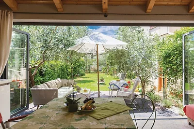 N.39 (4 + 1) Zona tranquilla con giardino