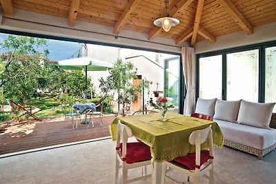 N.39 (4 + 1) Zona tranquilla con giardino