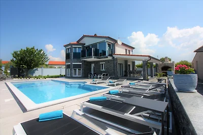Appartamento N.18 (4 + 1) 150 m vom Strand