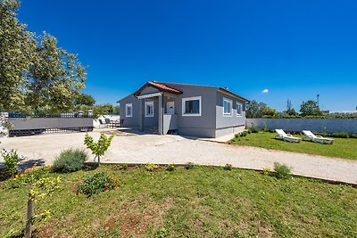 Neues Ferienhaus in ruhiger Lage