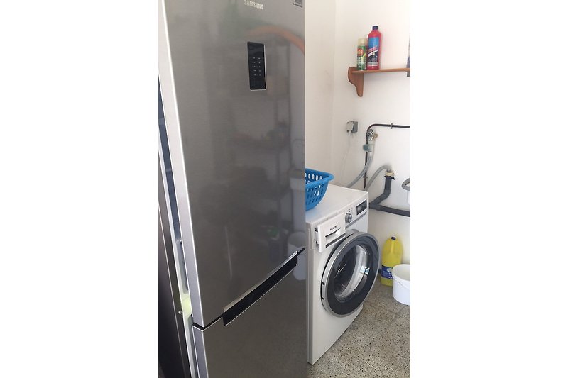 Machine à laver et 2ème réfrigérateur