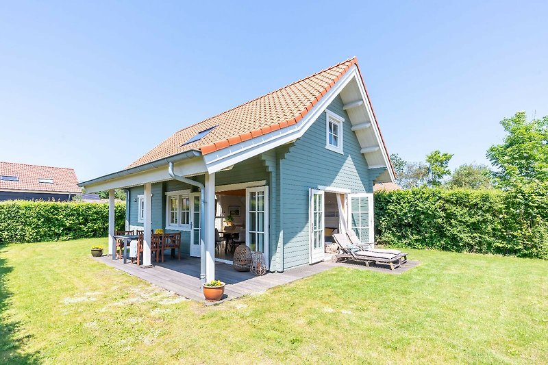 Das wunderschöne, neu erbaute Ferienhaus mit Veranda