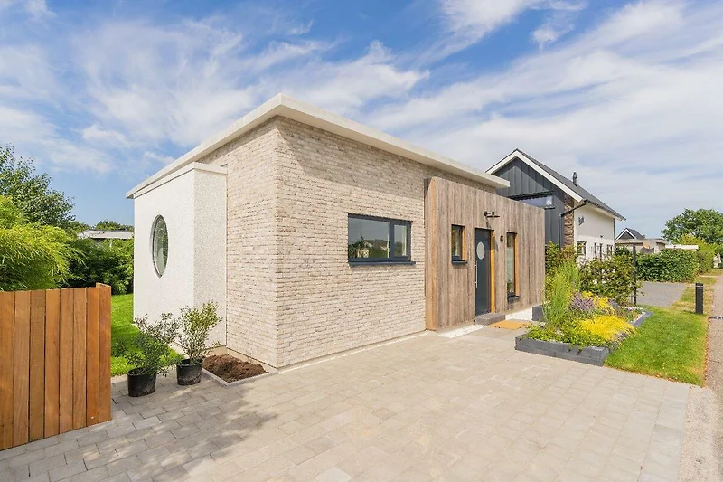 Der wunderschöne, nagelneue Bungalow