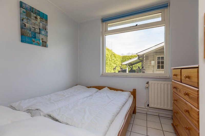 Schlafzimmer 2 mit Doppelbett (160x200)