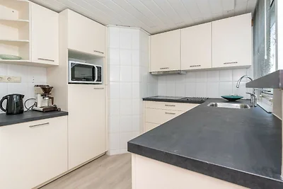 Molenhoeve 12