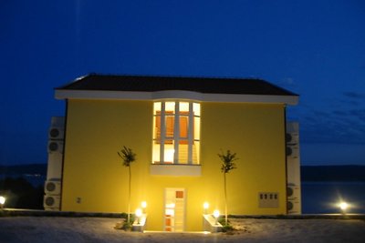 Villa Ruzmarina mit Infinity Pool