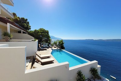 Villa Ruzmarina mit Infinity Pool 2+2