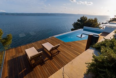 Villa Ruzmarina mit Infinity Pool