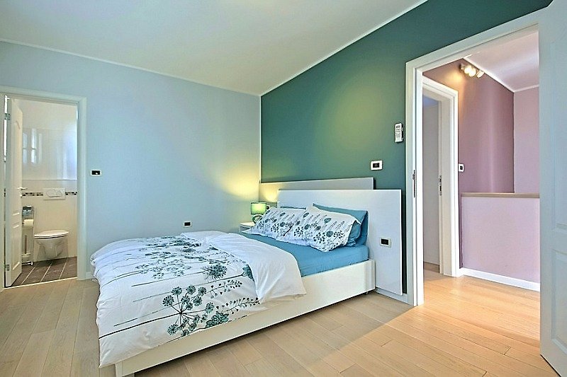 Schlafzimmer 4