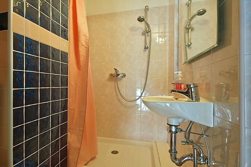 Badezimmer 1