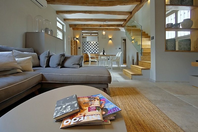 Wohnzimmer / Esszimmer 1
