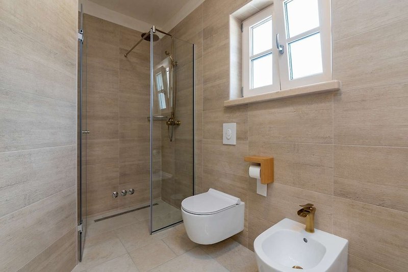 Badezimmer 1