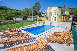 Villa Ana Spinovci