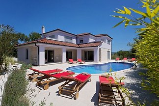 Villa MaLiNA