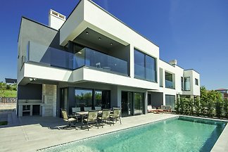 Villa Rose